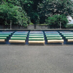 チタンタペストリー「空へ」